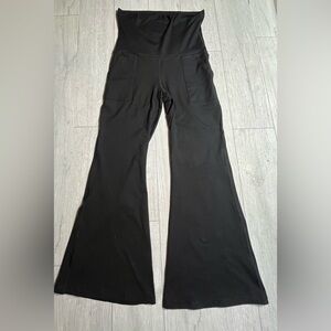 Off line by Aerie flared leggings high rise with pockets size LARGE women black.
